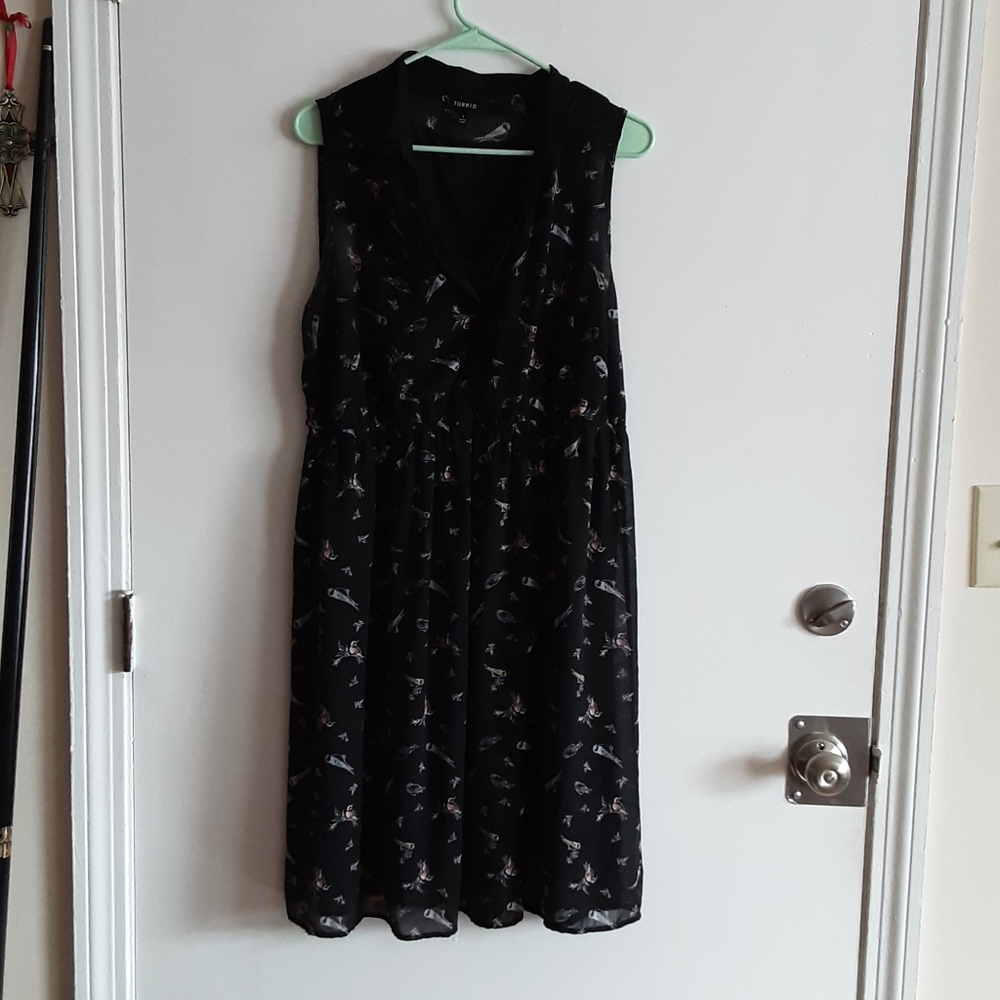 Women's Chiffon Style Sleeveless Dress